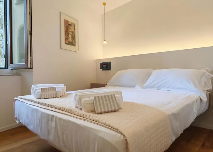 La Casa Rotonda * Porto Venere